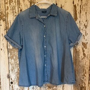 J. Jill Denim Blue Button-Up Shirt